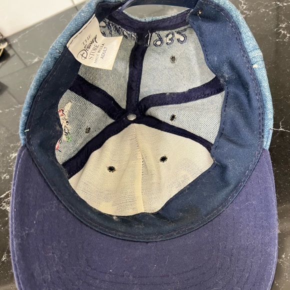 Vintage Disney “Goofy” SnapBack Ball Cap in Denim - Picture 5 of 5
